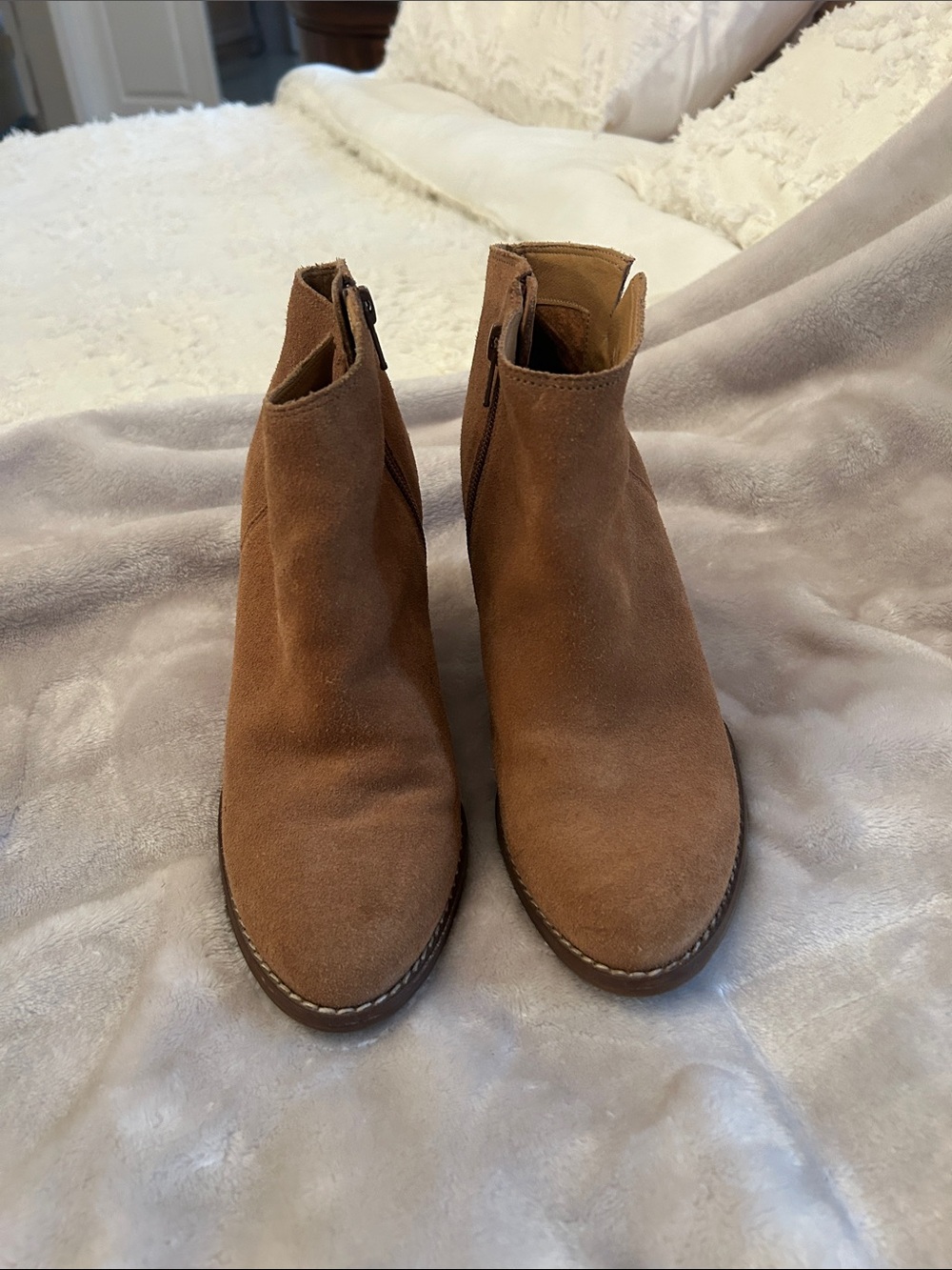 Lucky Brand Tan Suede Ankle Booties with Side Zip